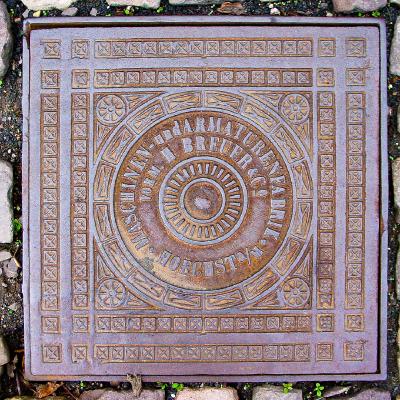 Manhole Cover by Maschinen- und Armaturenfabrik vorm. Breuer & Co.